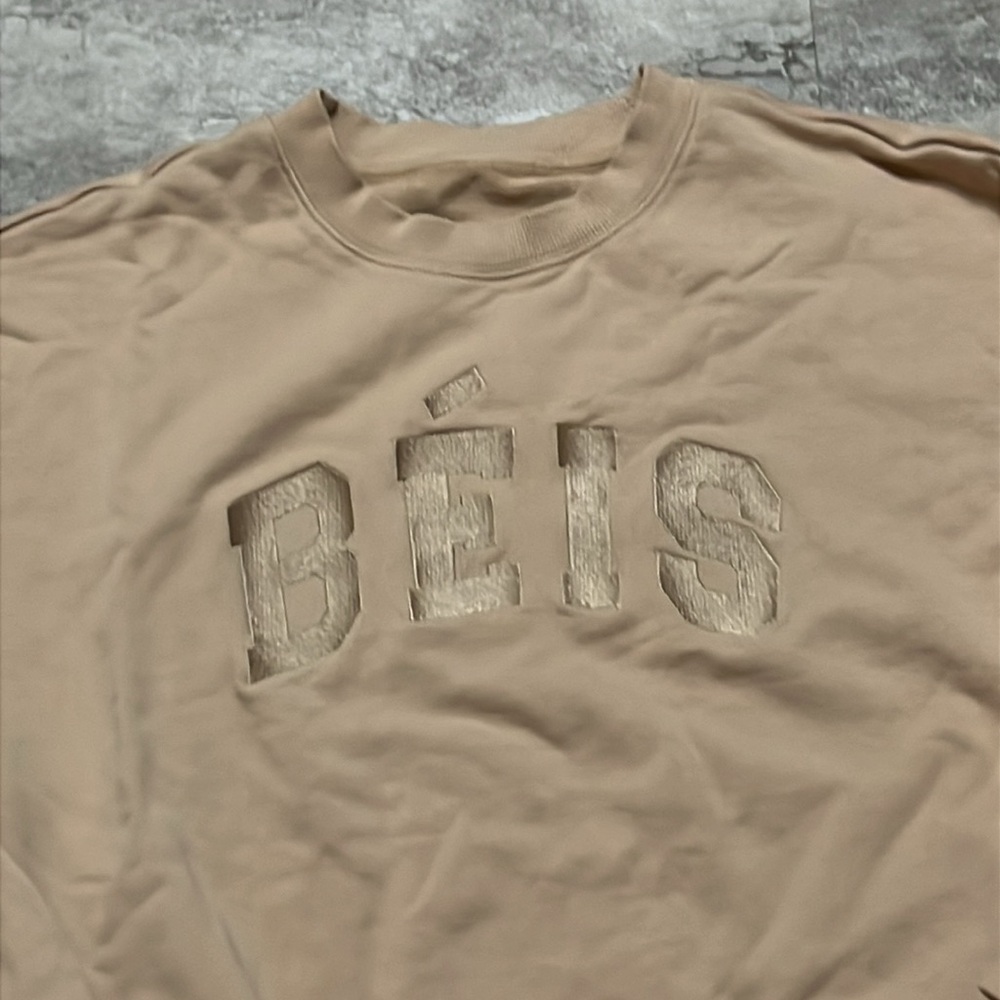BEIS Cream Sweatshirt small - Picture 2 of 7